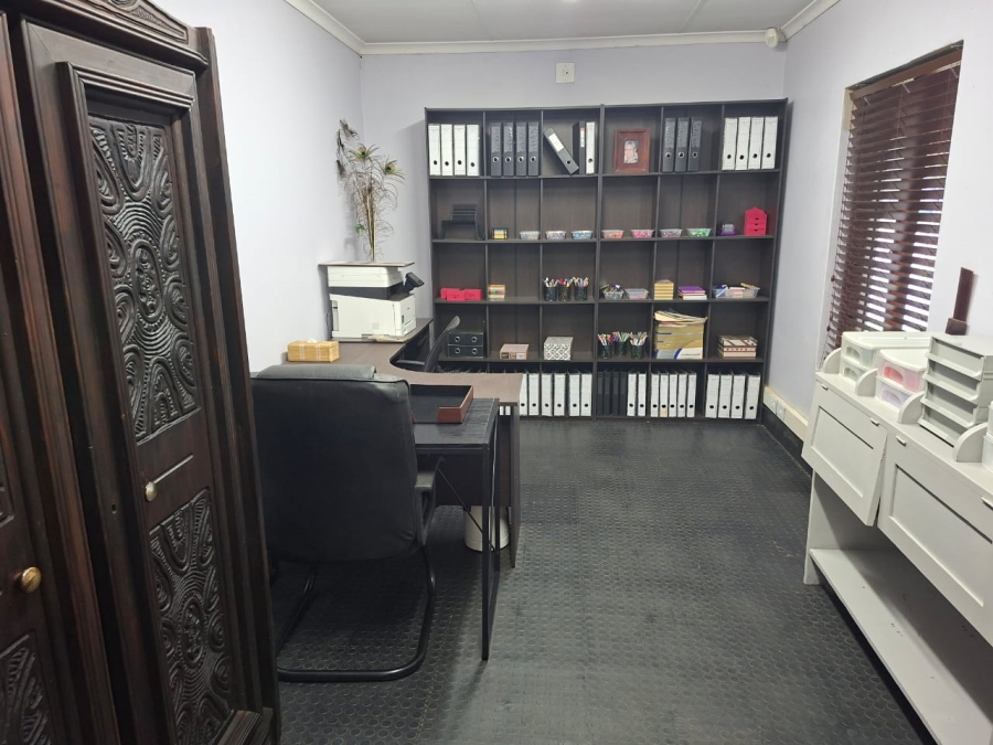 4 Bedroom Property for Sale in Waterval East North West